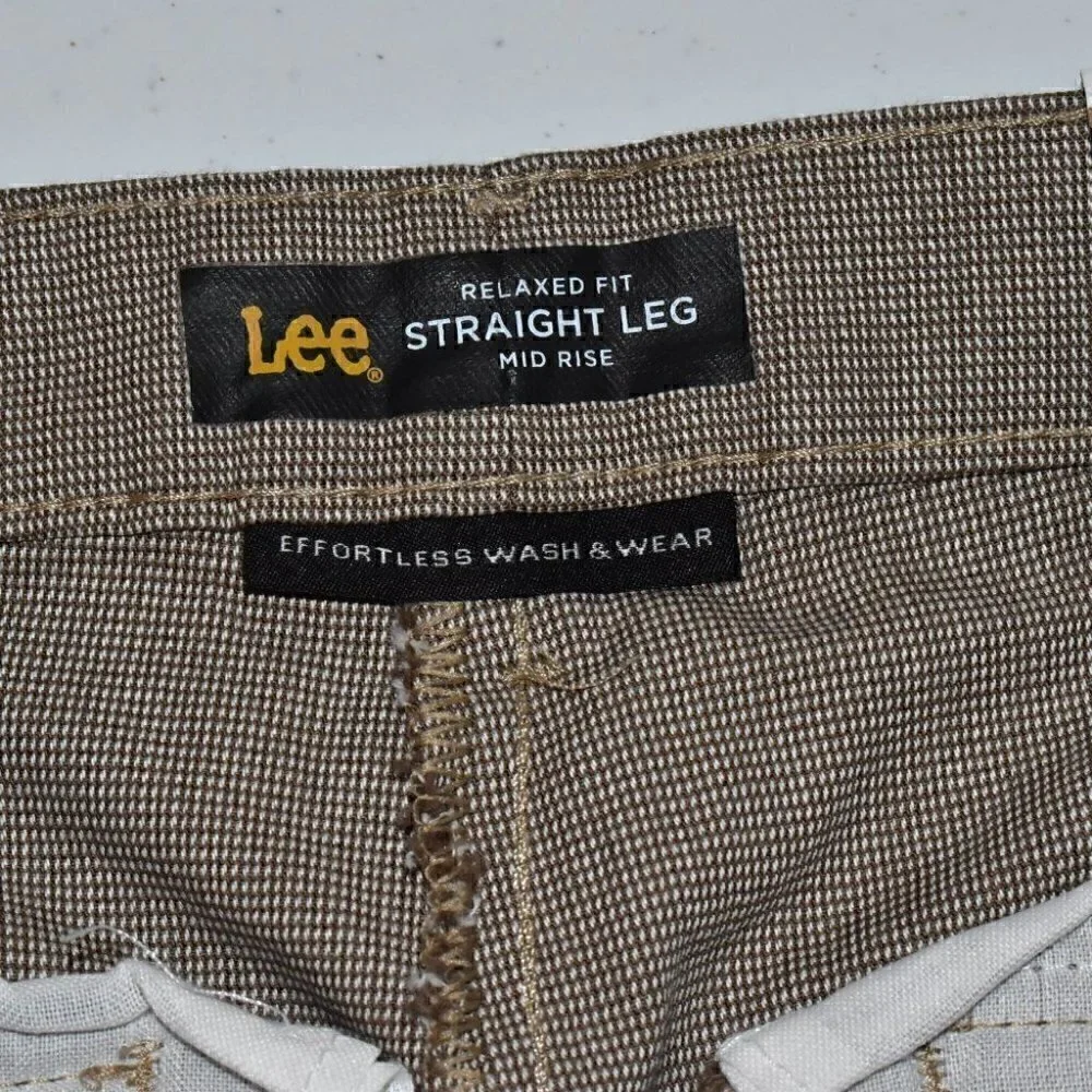 Lee Effortless Wash & Wear Straight Leg Relax Fit Mid Rise Size 10 Short - Picture 3 of 14